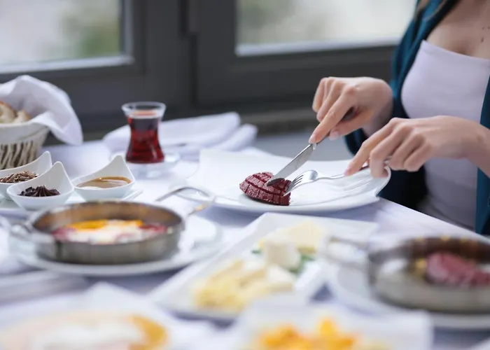 Ikbal Thermal & Afyon 아피욘