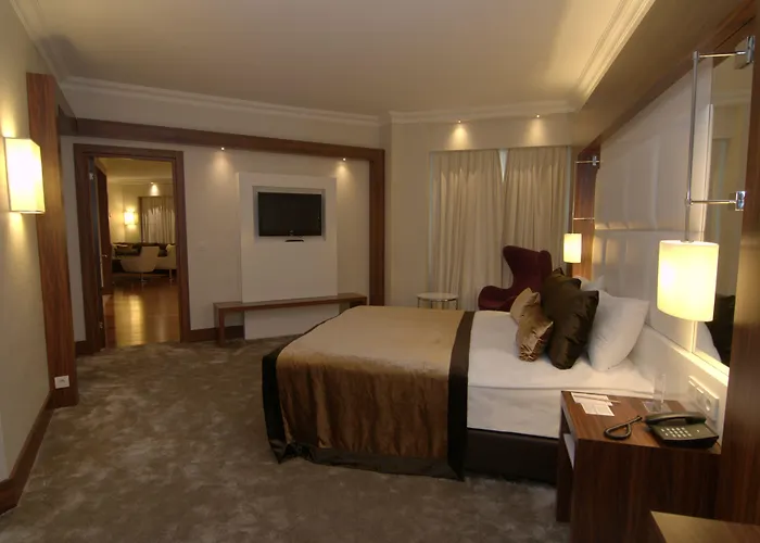 Ikbal Thermal & Afyon 아피욘